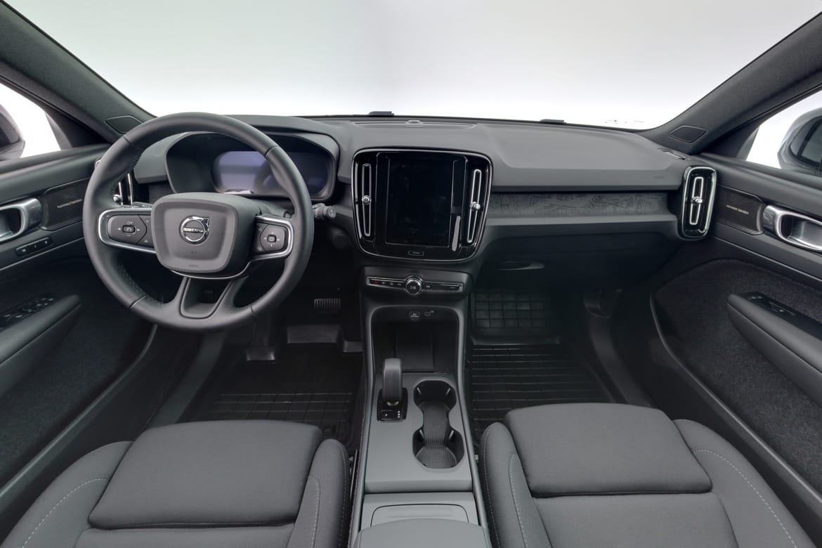 Volvo EX40 Single Motor Plus SE Demobil 2026, photo 7/19
