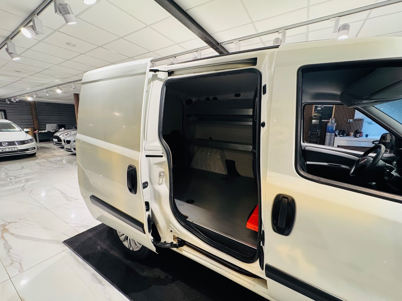 Fiat Doblo 2014, bild 7/10