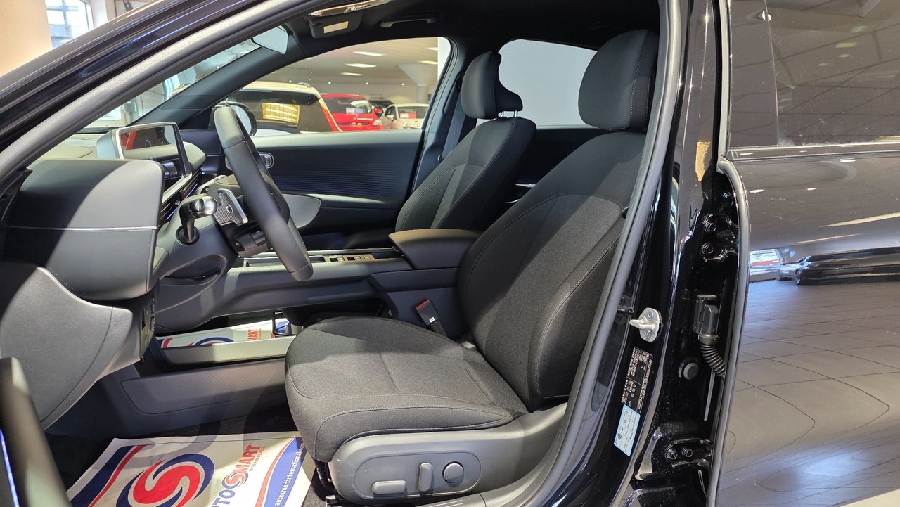 Hyundai Ioniq 6 77.4 kWh RWD El-stol Gps 2025, photo 7/10