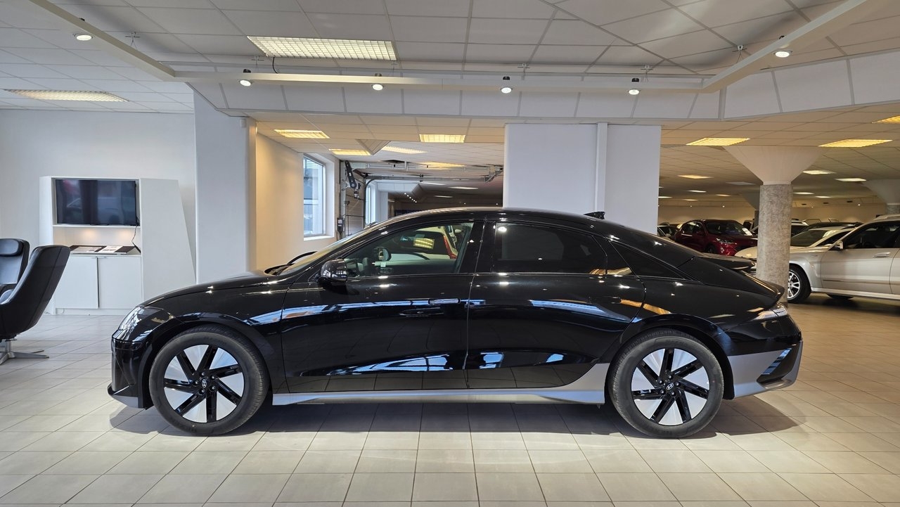 Hyundai Ioniq 6 77.4 kWh RWD El-stol Gps 2025, photo 4/10