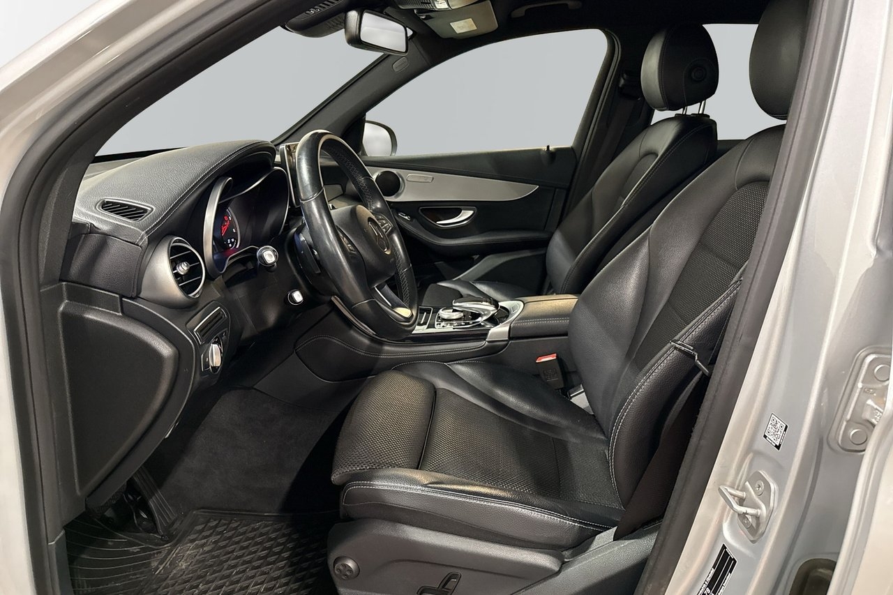 Mercedes-Benz GLC 2016, bild 5/6