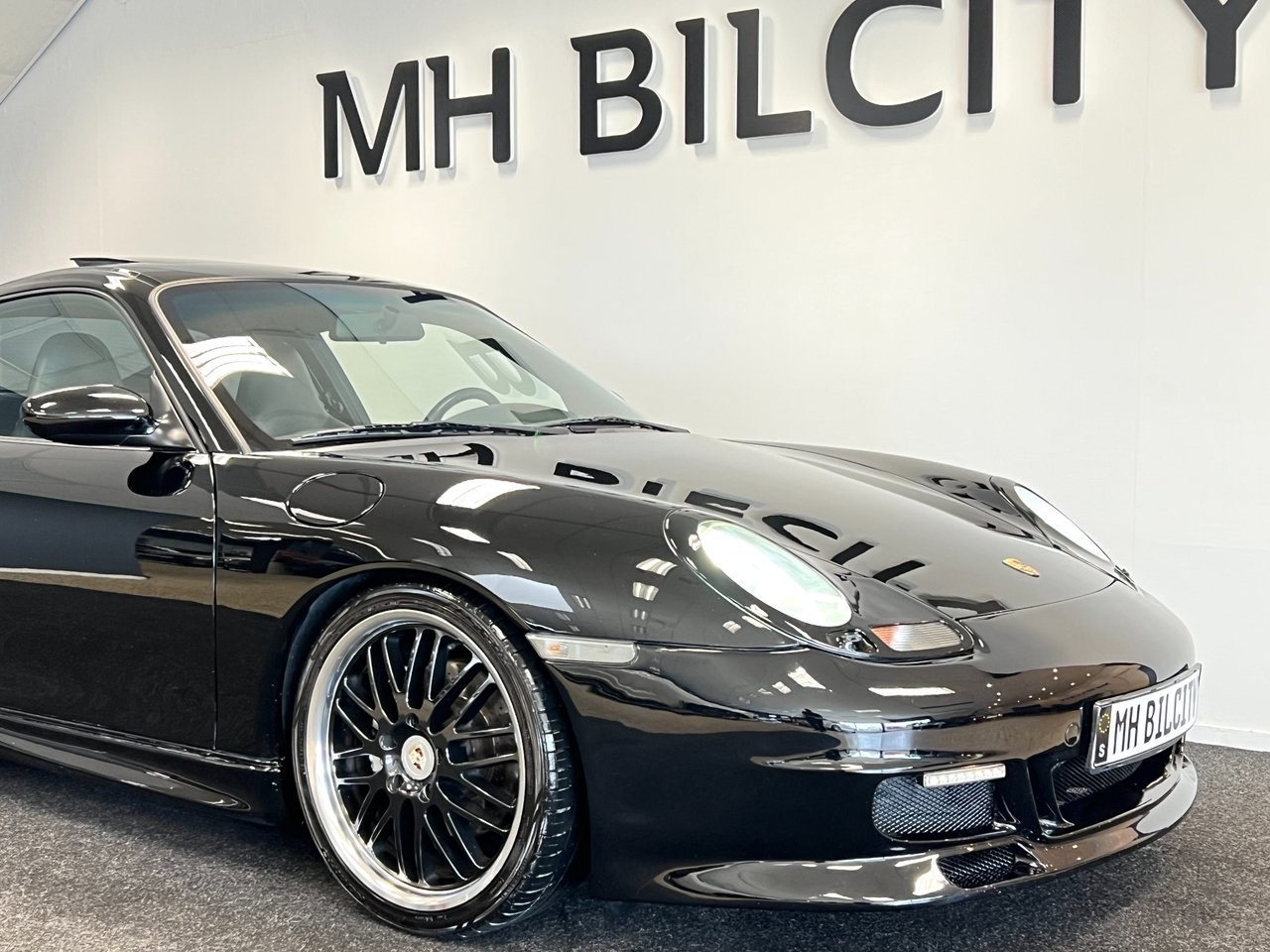 Porsche 911 1999, kuva 3/12