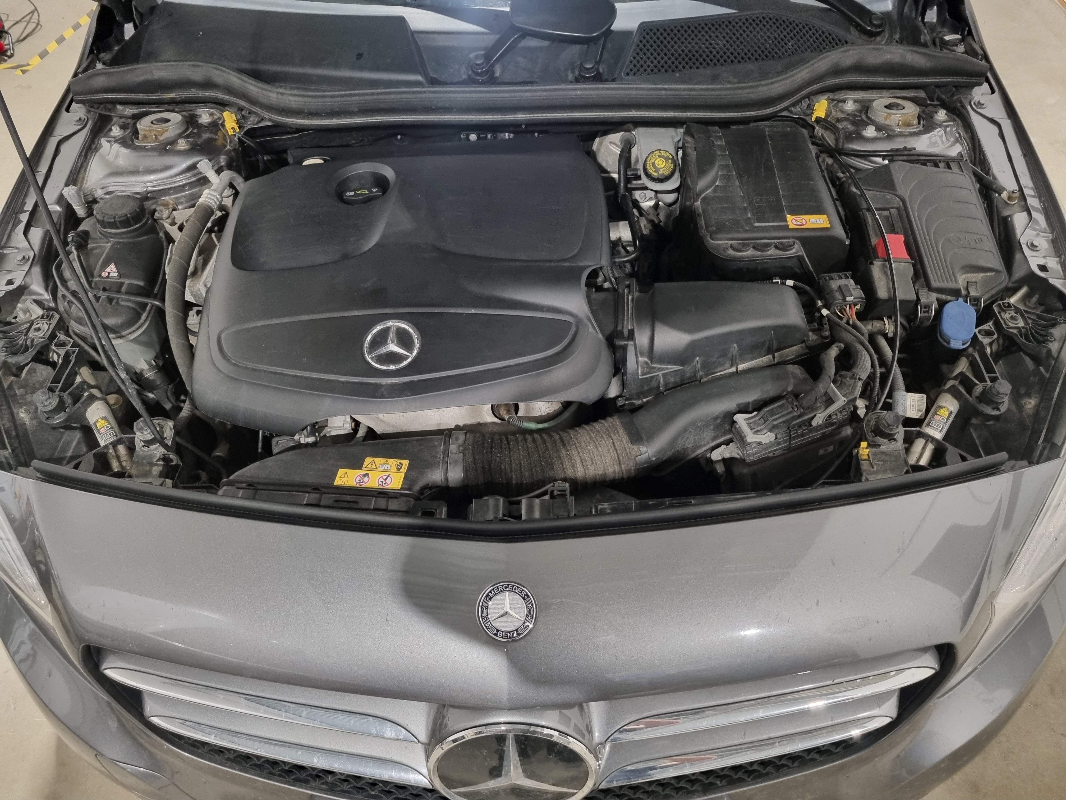 Mercedes-Benz A 180 Manuell 2013, bild 6/10