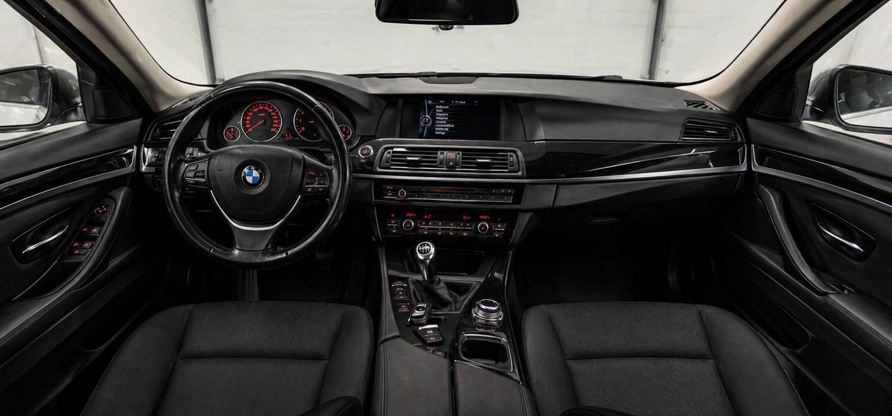 BMW 520 d Sedan Dragkrok 2012, bild 7/15