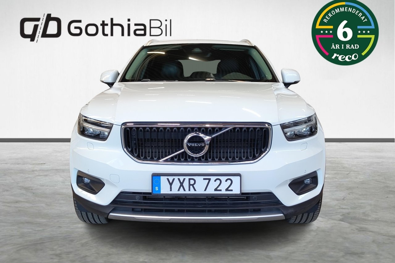 Volvo XC40 D4 AWD Geartronic Momentum 2018, kuva 2/10