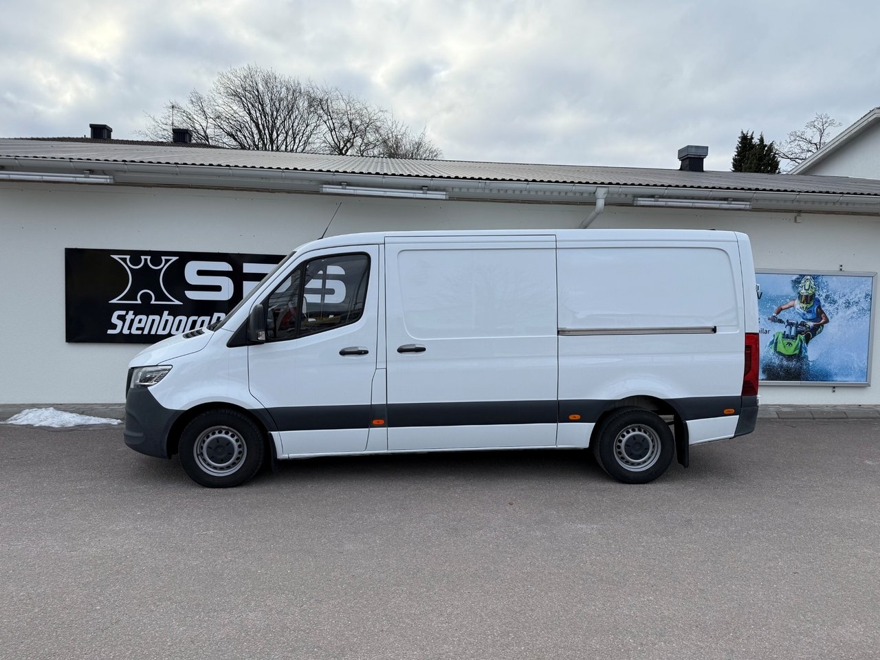 Mercedes-Benz Sprinter 2021, bild 2/10