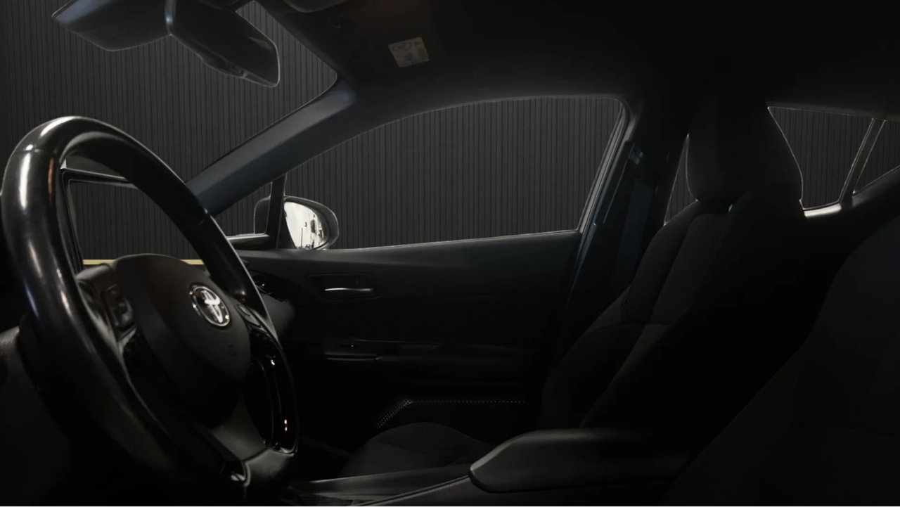 Toyota C-HR 2018, bild 5/10