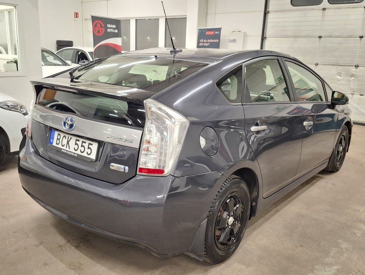 Toyota Prius Plug-in Hybrid 2014, bild 4/23