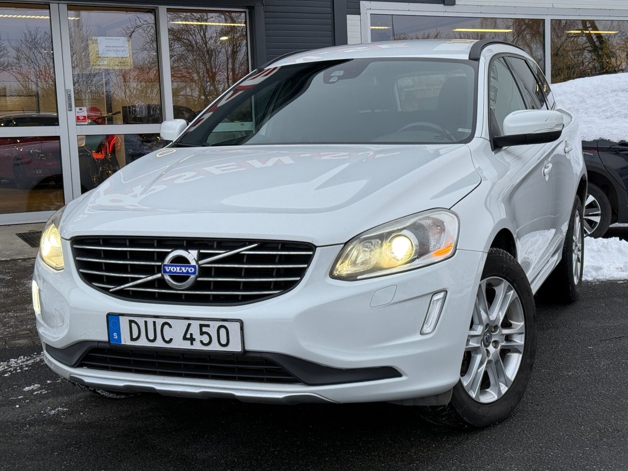 Volvo XC60 D4 Geartronic Momentum Euro 6 2015, bild 2/14