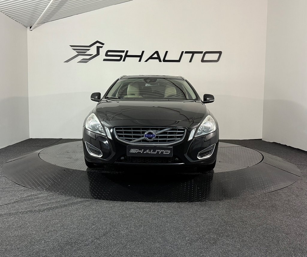 Volvo V60 T4 Powershift, 180hk Summum 2011, bild 2/21