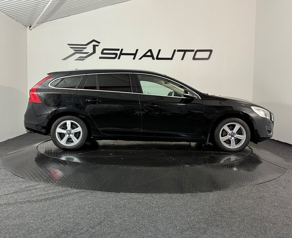 Volvo V60 T4 Powershift, 180hk Summum 2011, bild 4/21