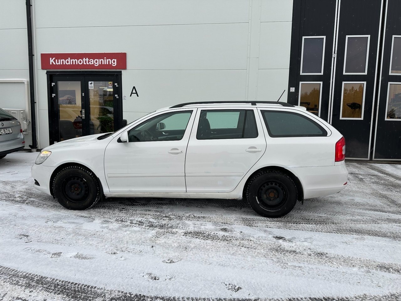 Skoda Octavia 2012, bild 3/16
