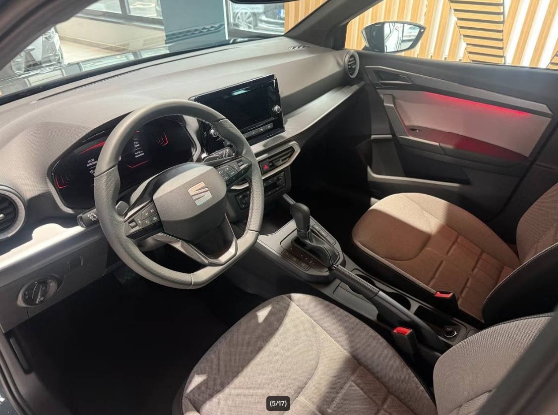 Seat Arona 1.0 TSI 115HK DSG FR 2026, bild 4/8