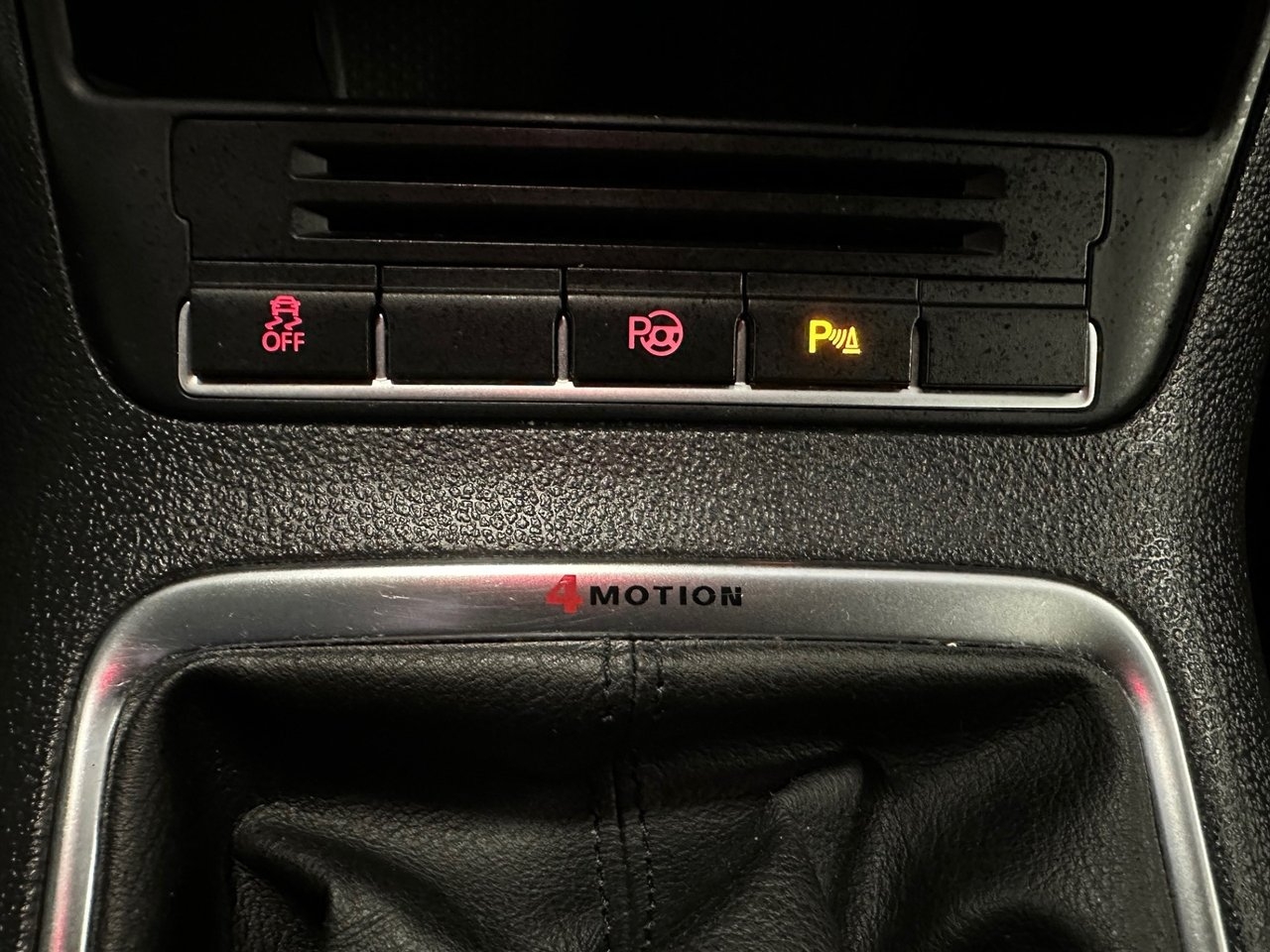 Volkswagen Tiguan 2012, bild 7/10