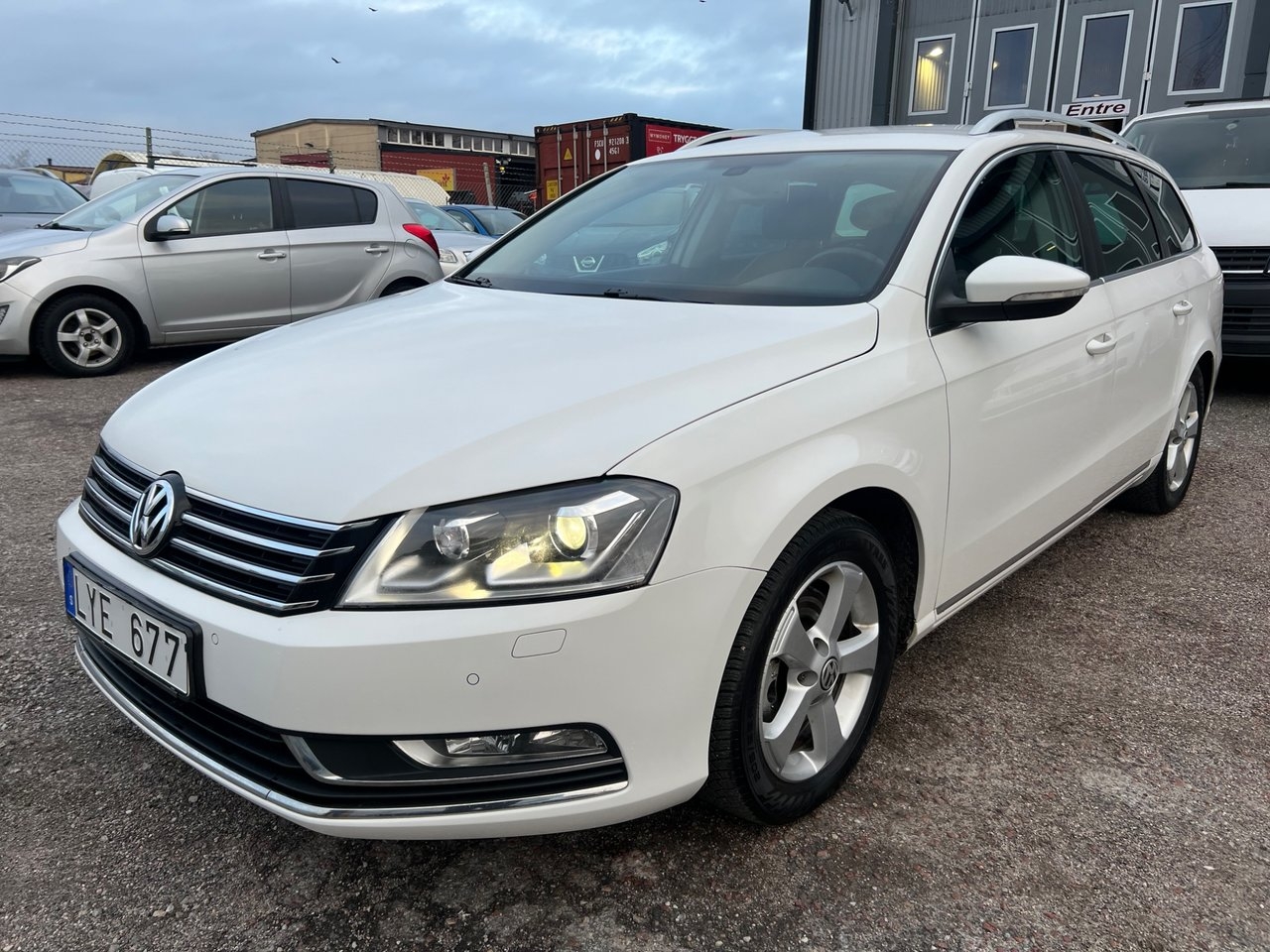 Volkswagen Passat 2012, bild 3/10