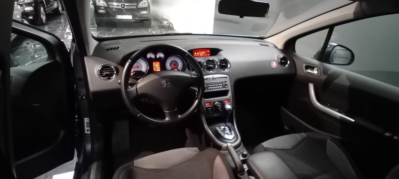 Peugeot 308 2008, bild 4/7