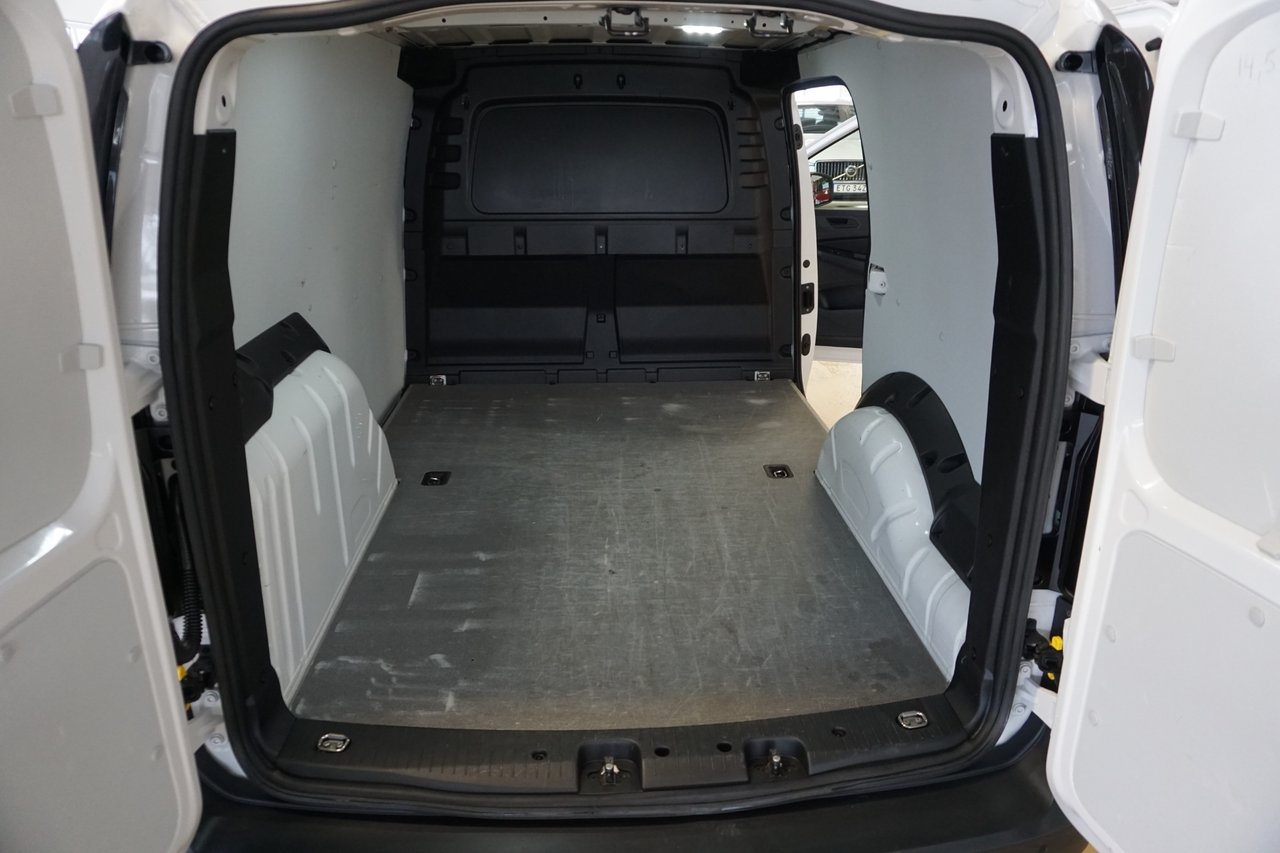 Volkswagen Caddy Maxi 2023, bild 6/10