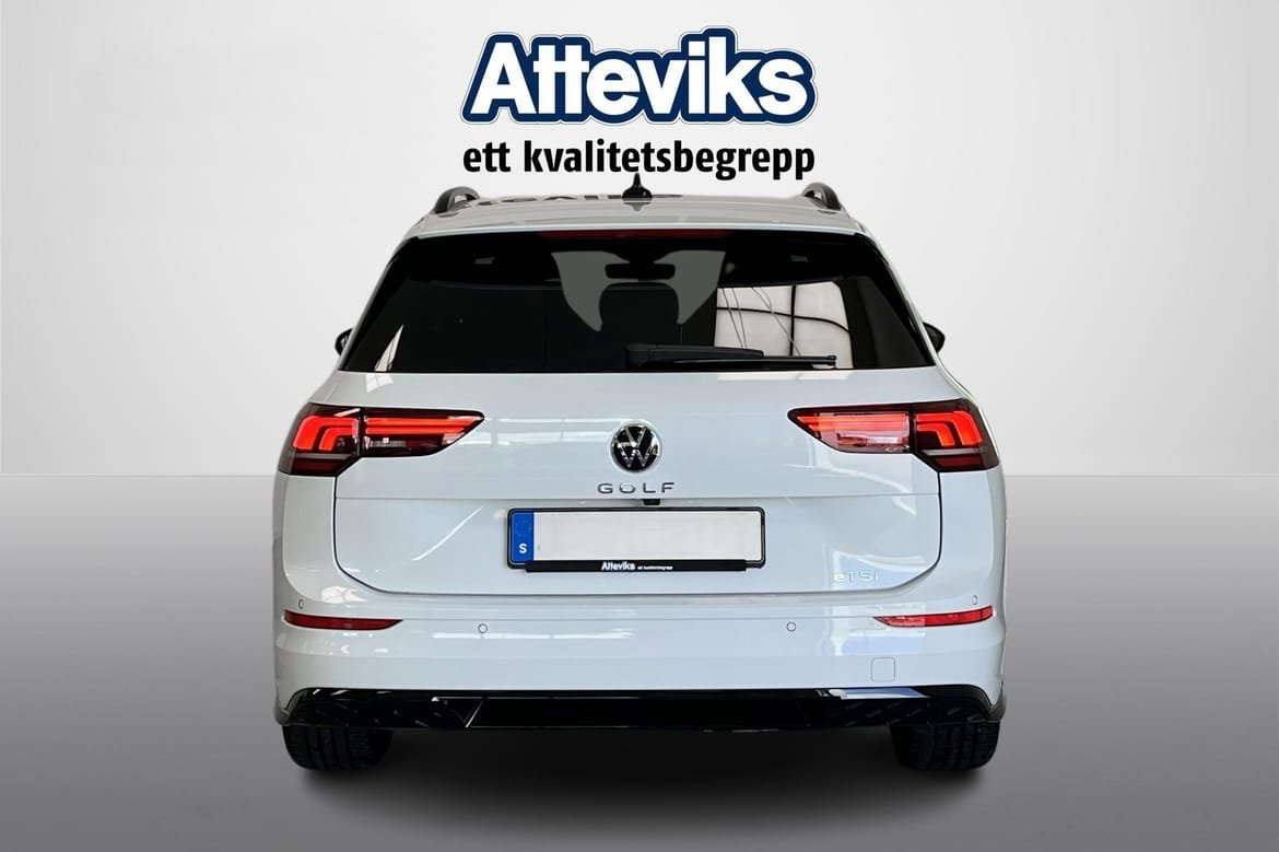 Volkswagen Golf Kombi R-Line eTSI 150hk 2027, bild 4/23