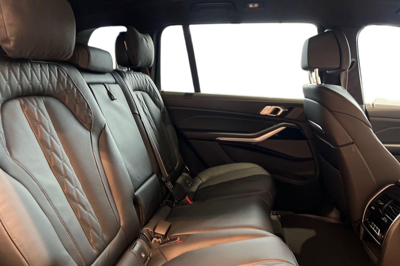 BMW X7 xDrive 40d M-sport Pro 2026, kuva 6/10