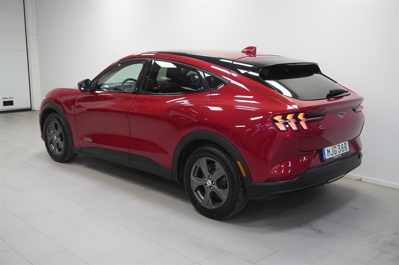 Ford Mustang Mach-E 2022, bild 2/10