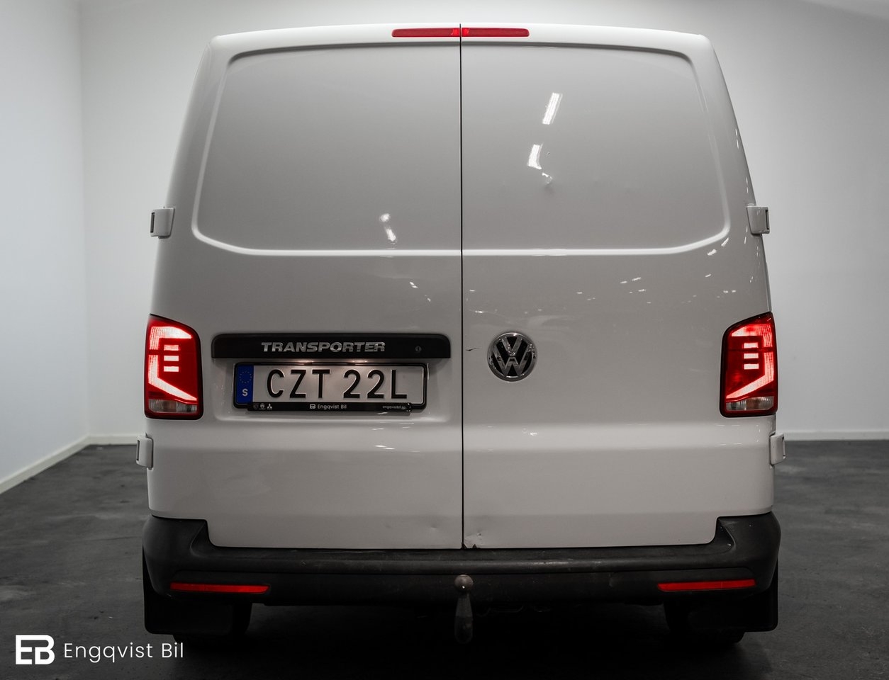 Volkswagen Transporter 2020, photo 6/28