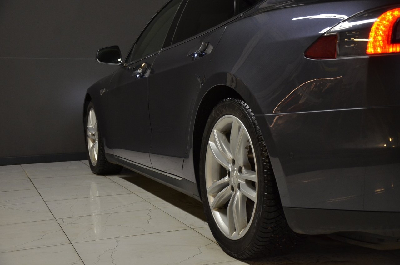 Tesla Model S 85 FRILADDNING 2014, bild 5/10