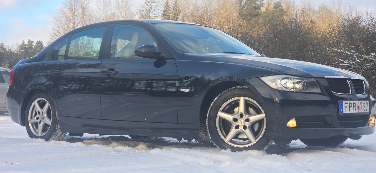 BMW 320