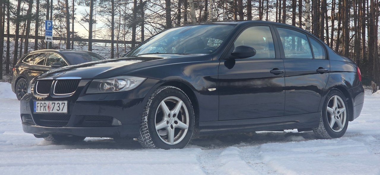 BMW 320 2009, bild 4/10