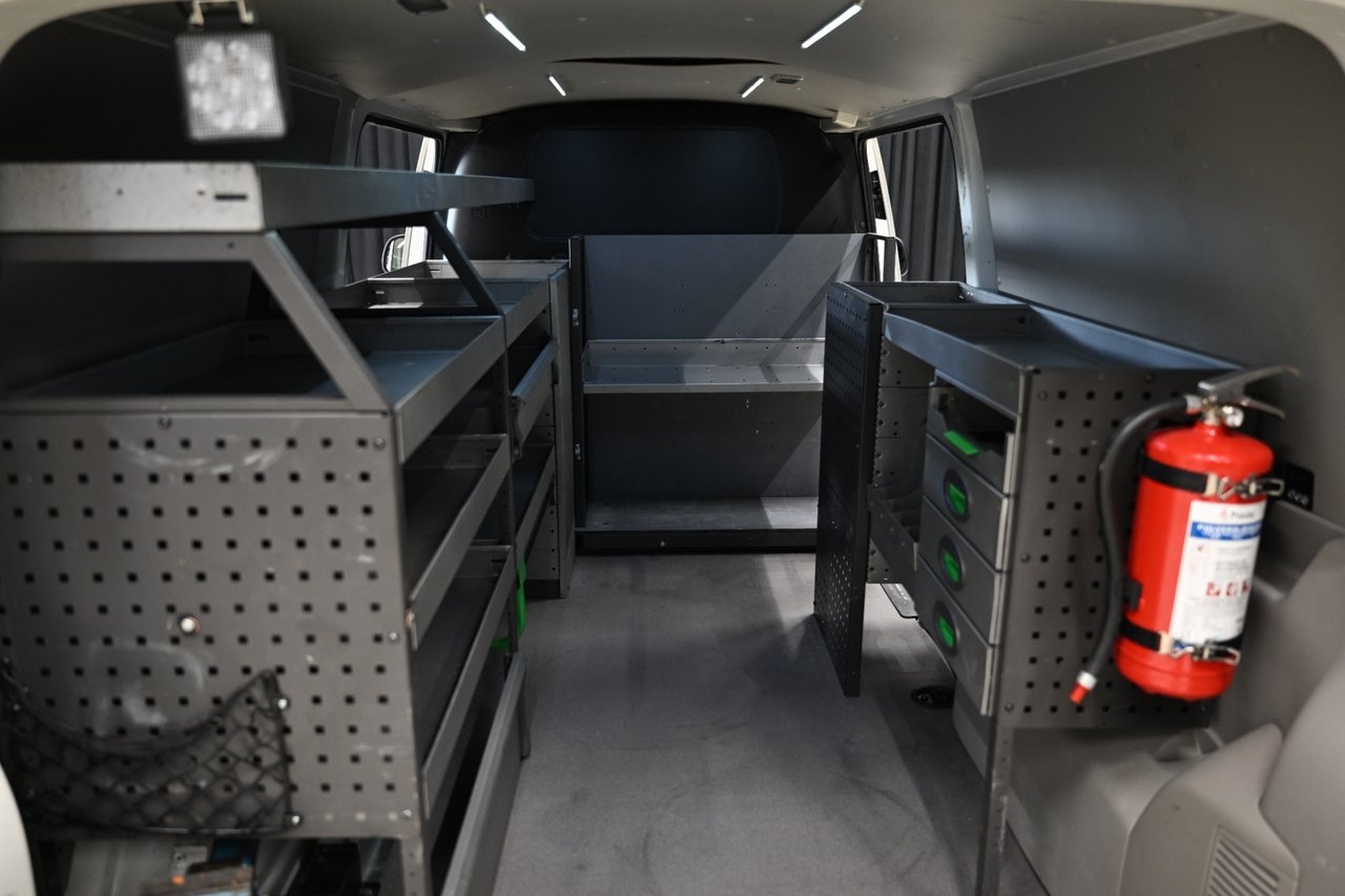 Volkswagen Transporter DSG 150HK L2 2019, bild 2/36