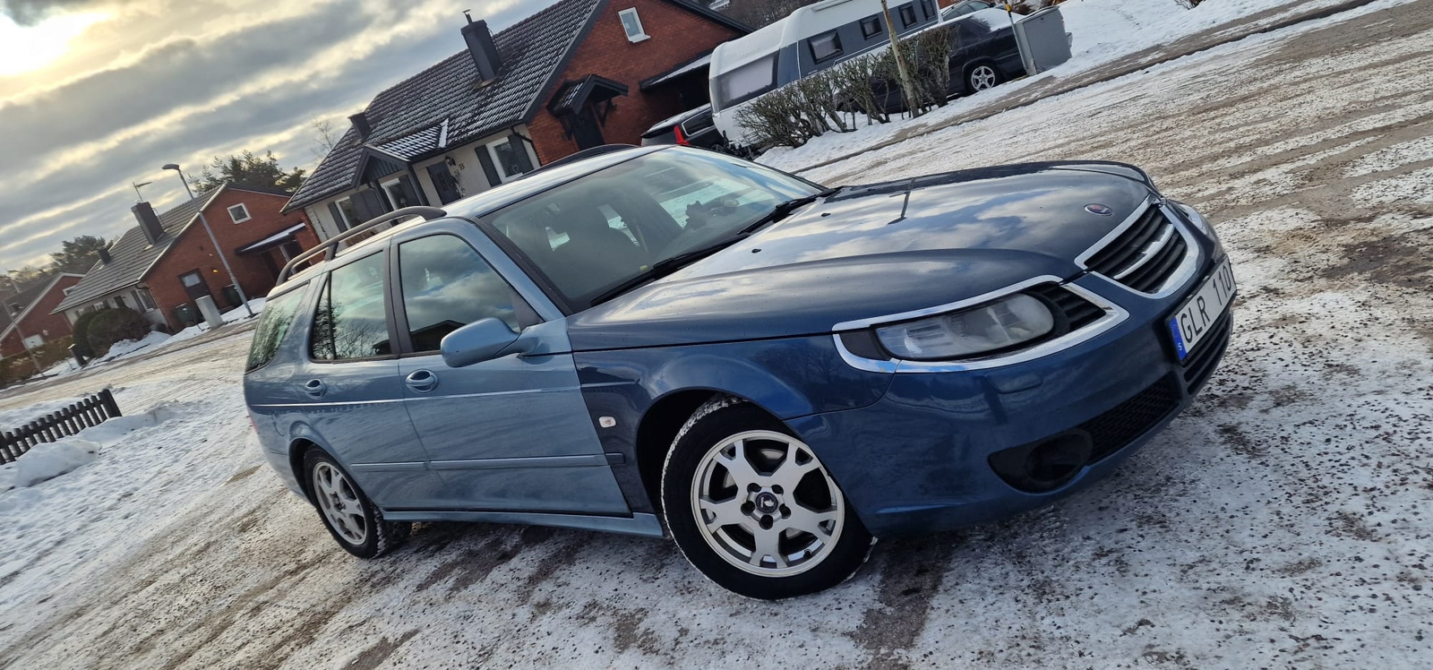 Saab 9-5 SportCombi 1.9 TiD Automatisk 2008, bild 2/6