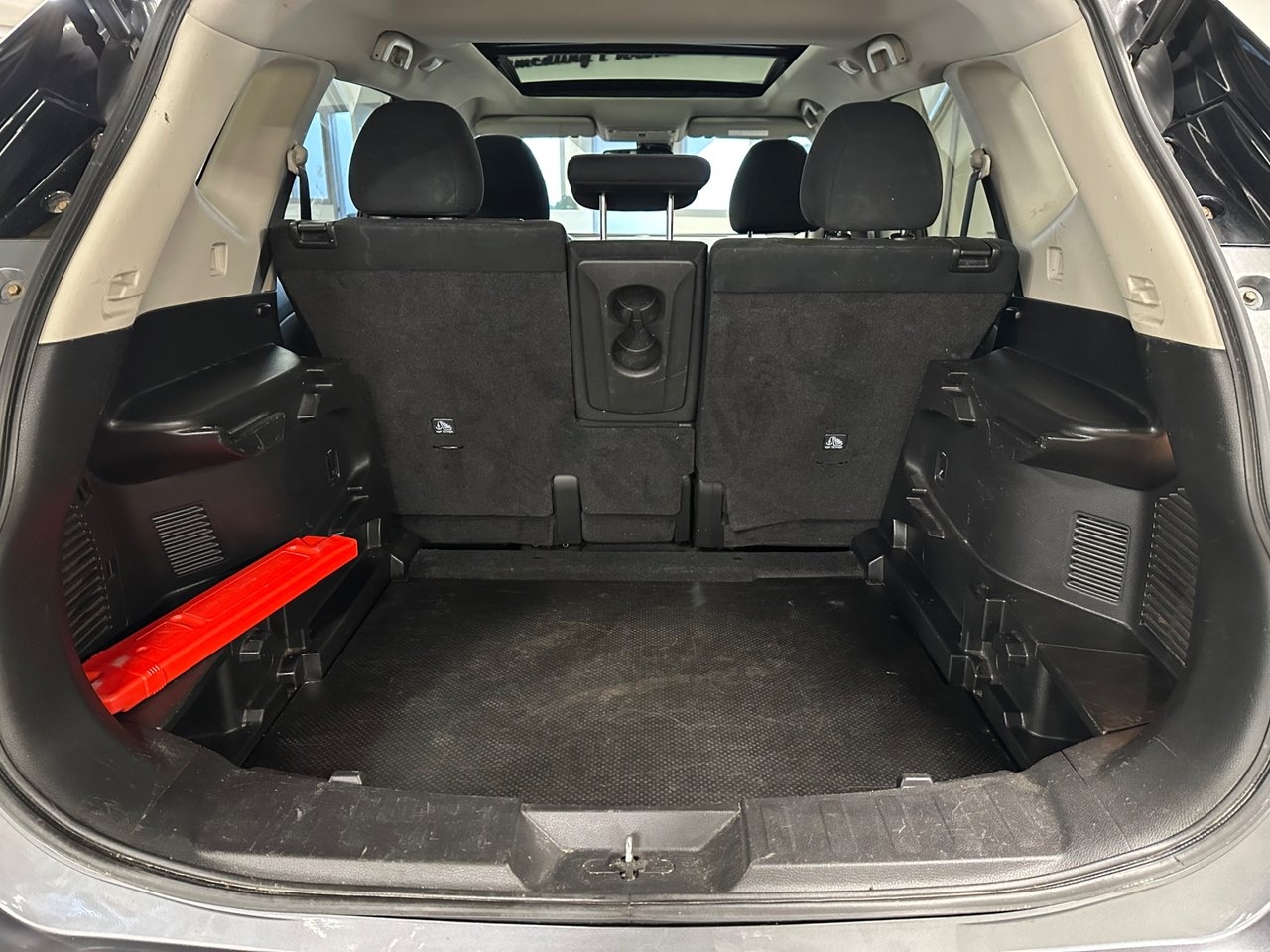 Nissan X-Trail 1.6 dCi DPF XTRONIC-CVT 2015, bild 4/10