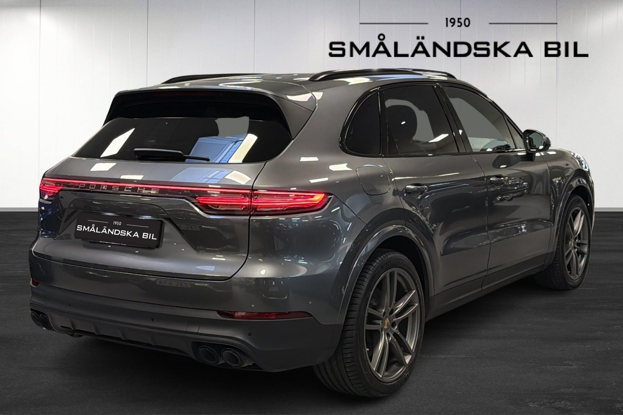 Porsche Cayenne 2022, photo 4/10