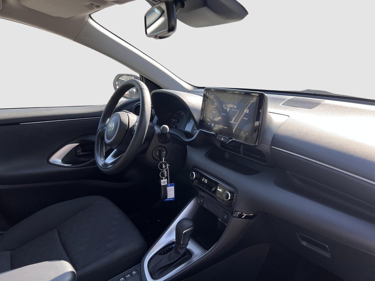 Toyota Yaris 2025, bild 7/13