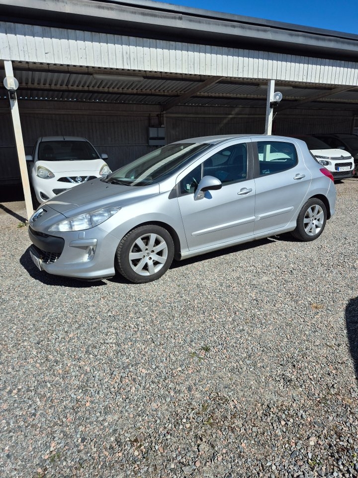 Peugeot 308 5-dörrar 1.6 THP Euro 4 2009, kuva 5/9