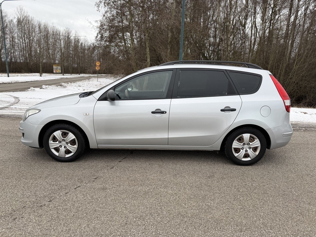 Hyundai i30 cw 1.4 Manuell, 109hk 2009, bild 4/10