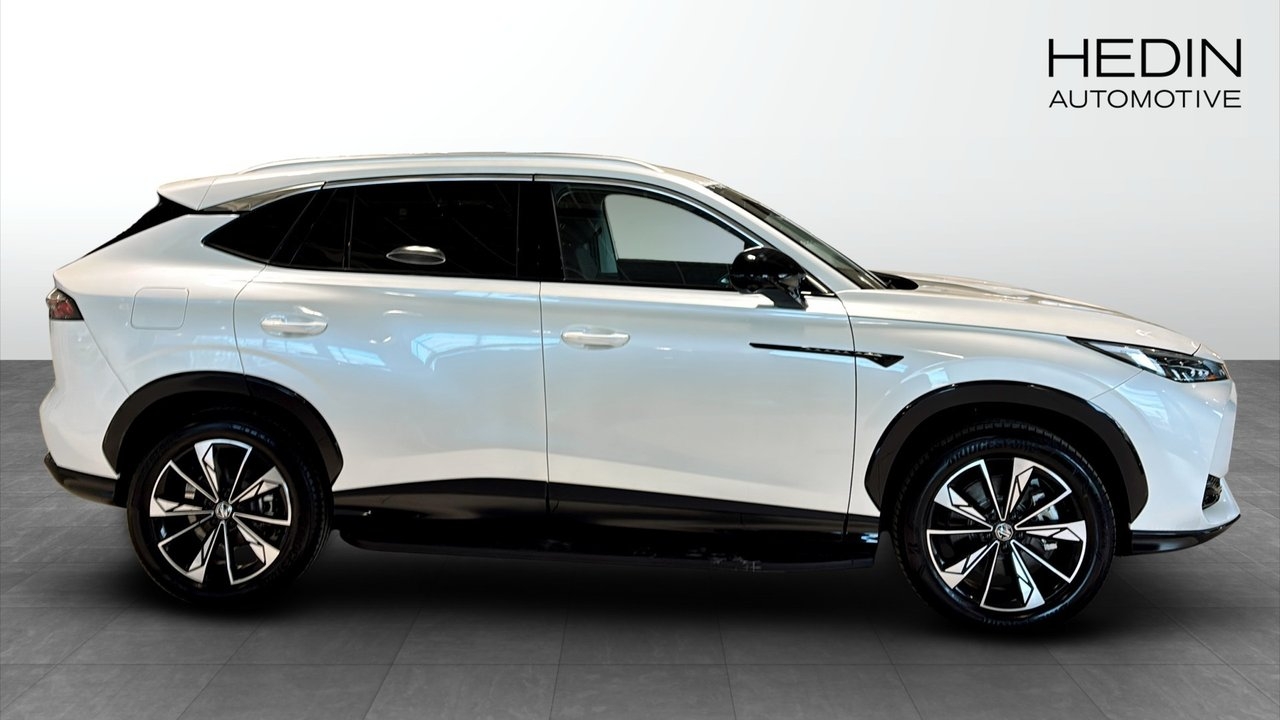 MG HS COM PHEV 1.5T AT (BLACK) 2025, photo 3/10