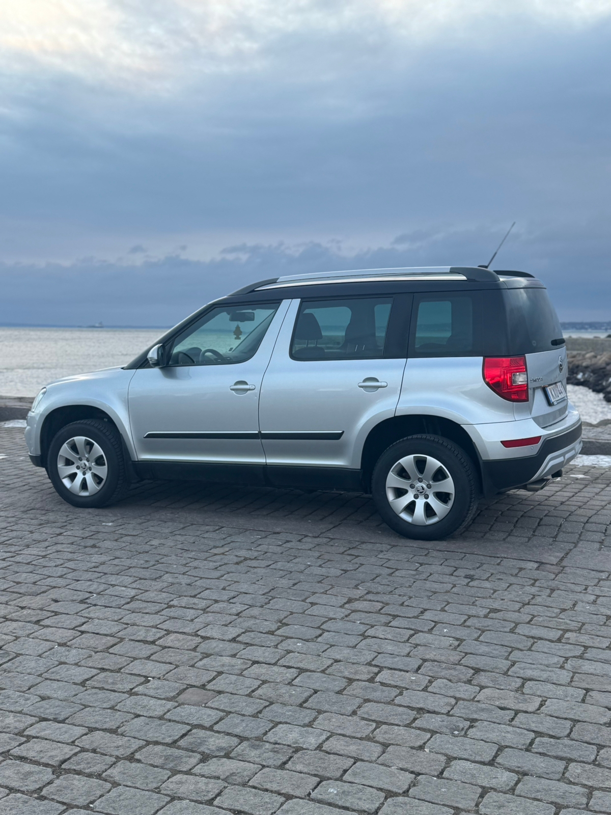 Skoda Yeti Outdoor 2.0 TDI DPF 4x4 DSG 2016, bild 2/9