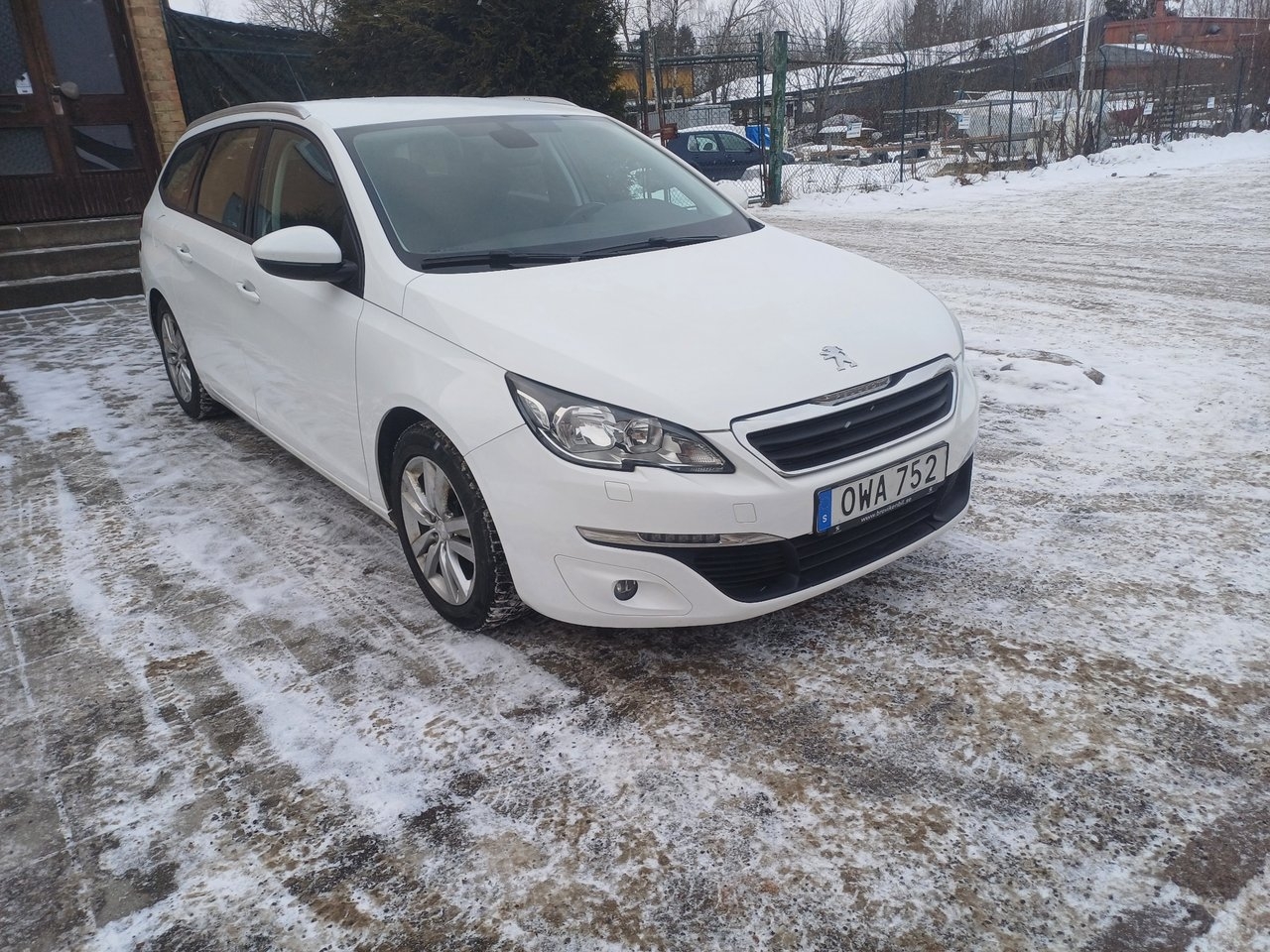 Peugeot 308 2015, bild 2/10