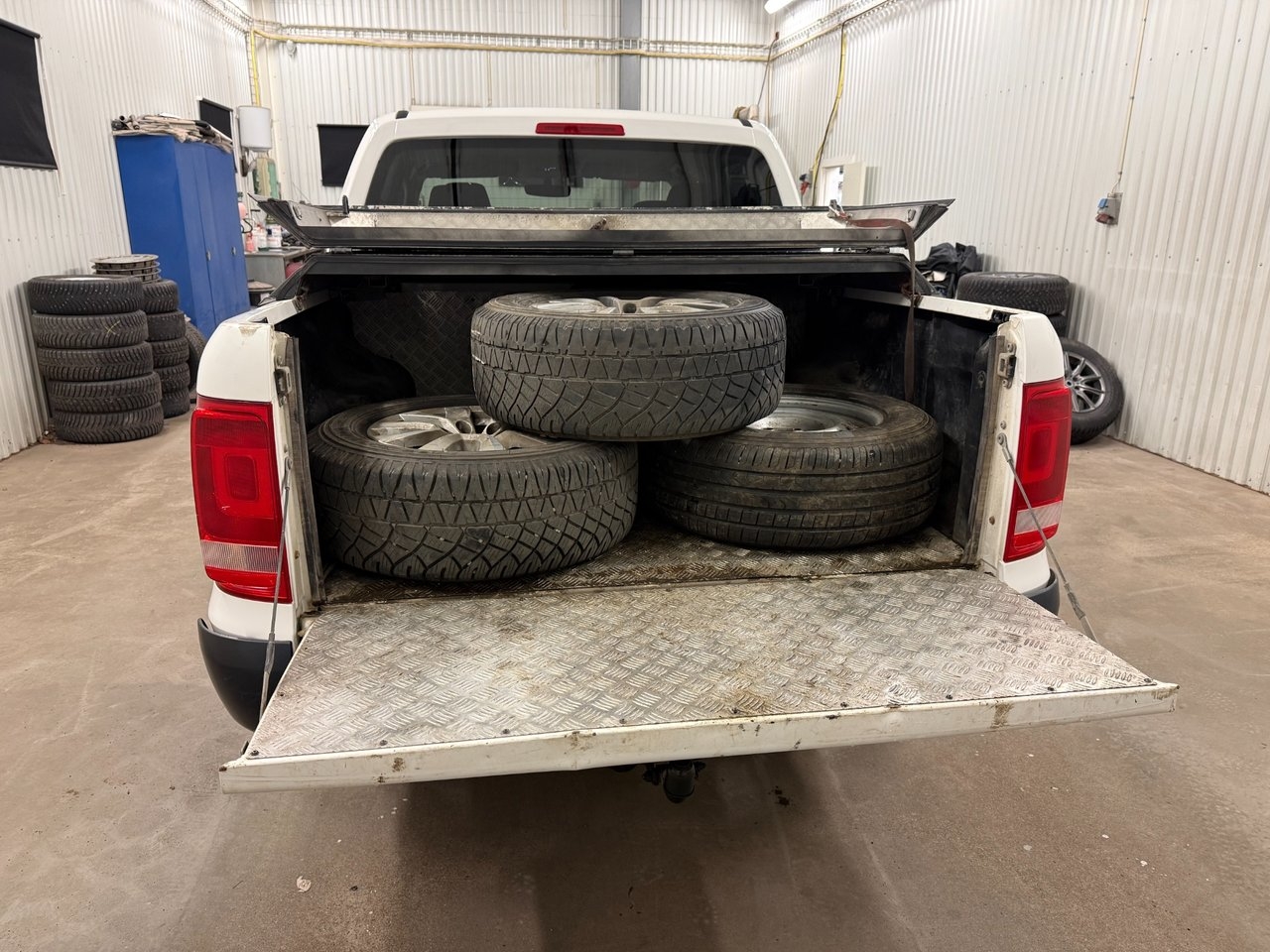Volkswagen Amarok 2017, bild 7/25