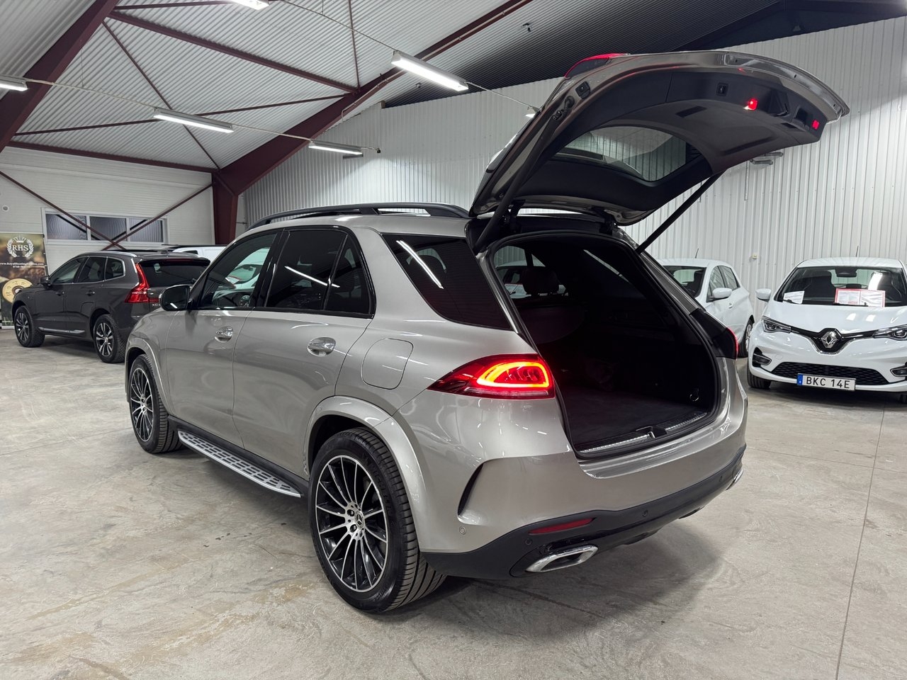 Mercedes-Benz GLE 2022, kuva 3/7