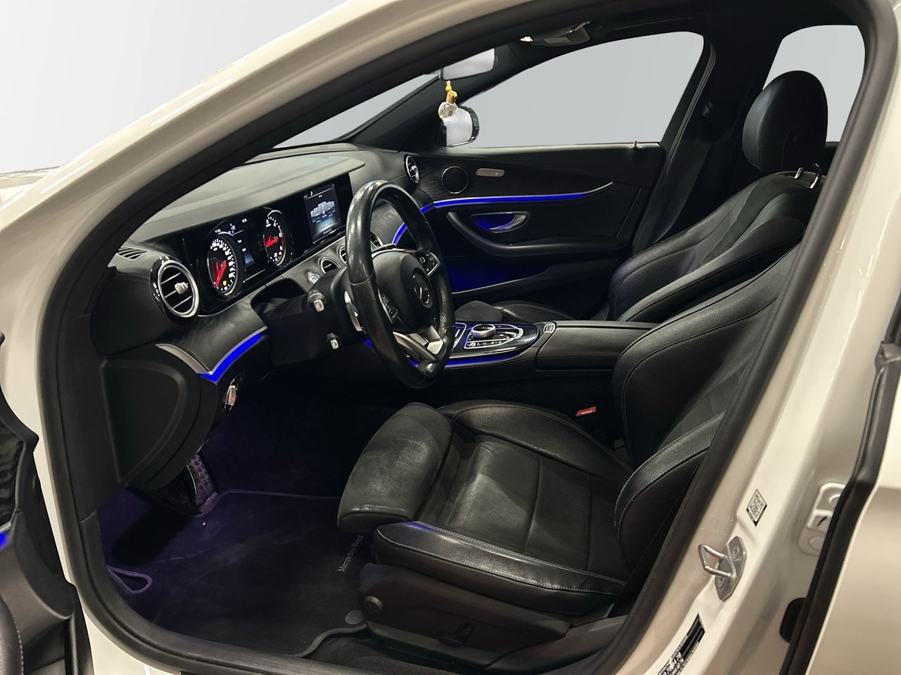 Mercedes-Benz E 2017, photo 7/10