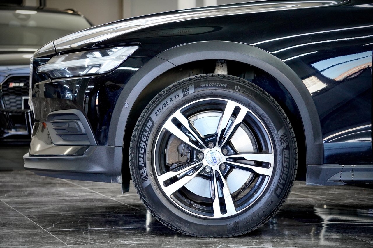 Volvo V60 Cross Country 2023, bild 7/10
