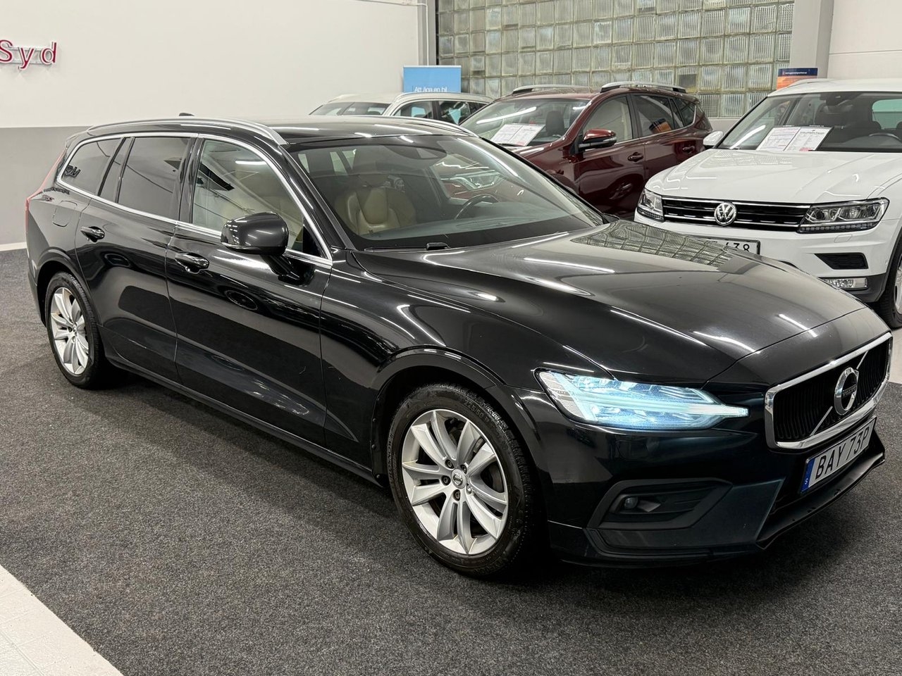 Volvo V60 2020, bild 2/10