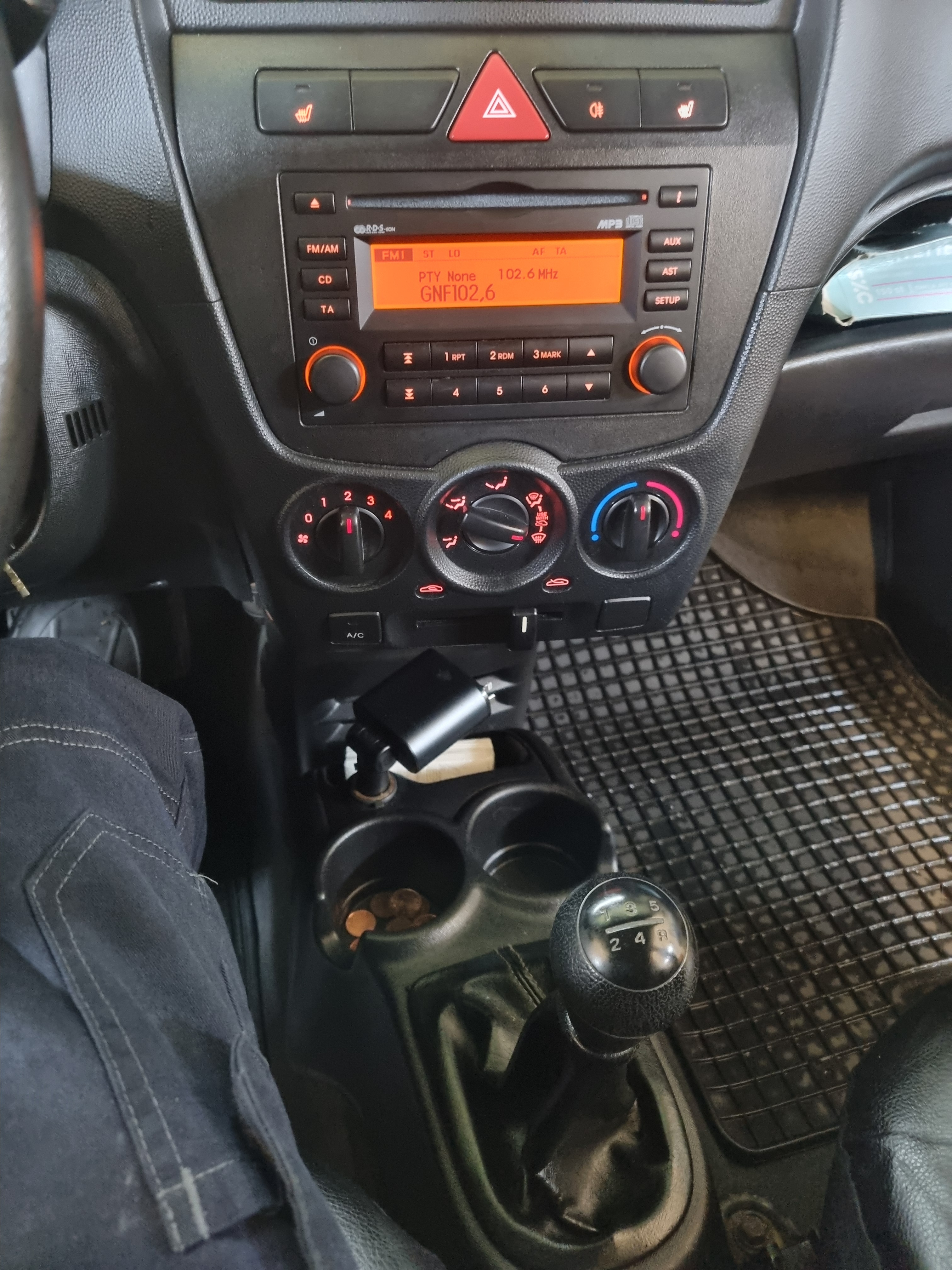 Kia Picanto 1.1 Manuell 2008, photo 4/7