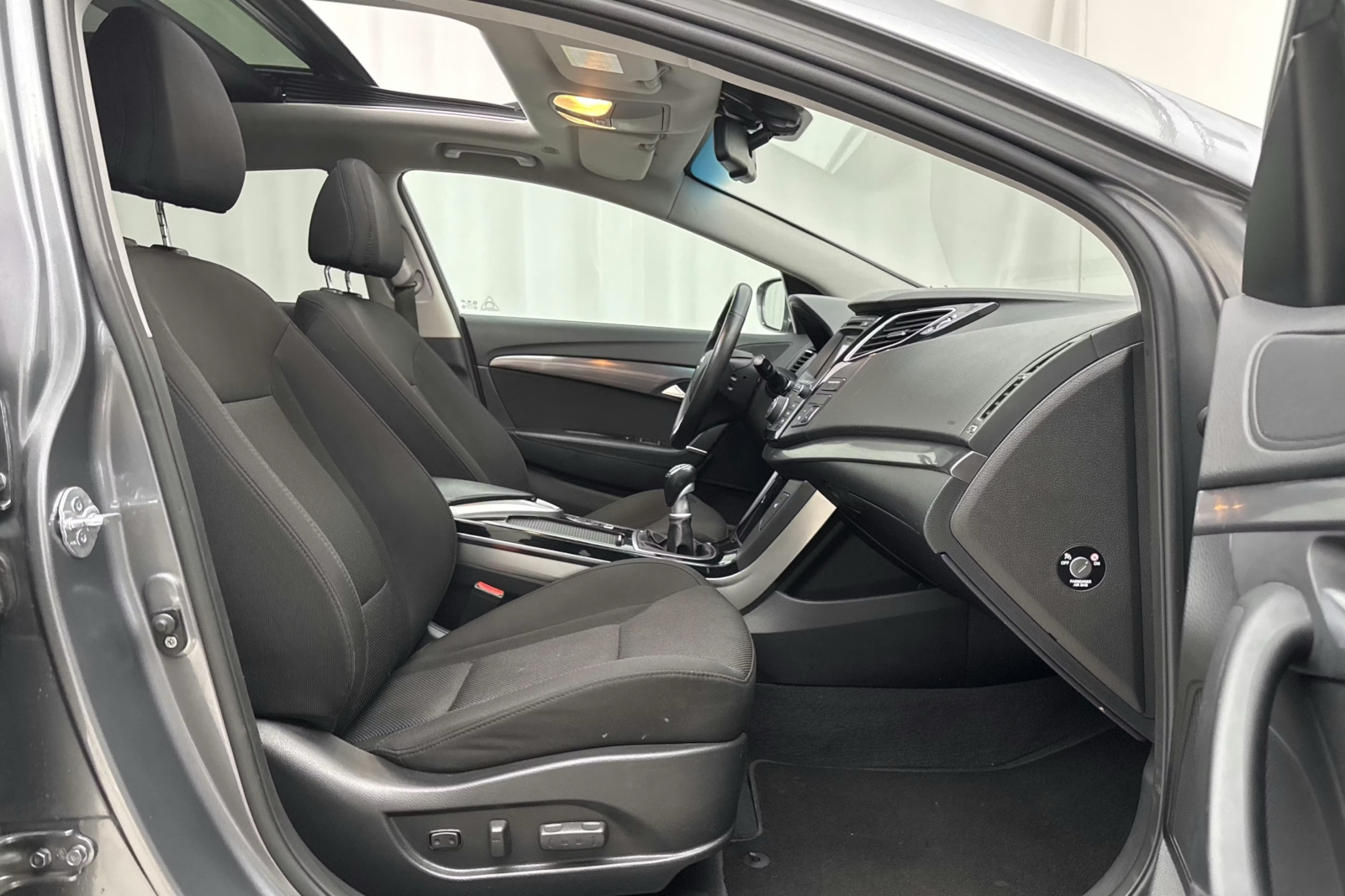 Hyundai i40 cw 1.7 CRDi Manuell 2012, bild 7/10