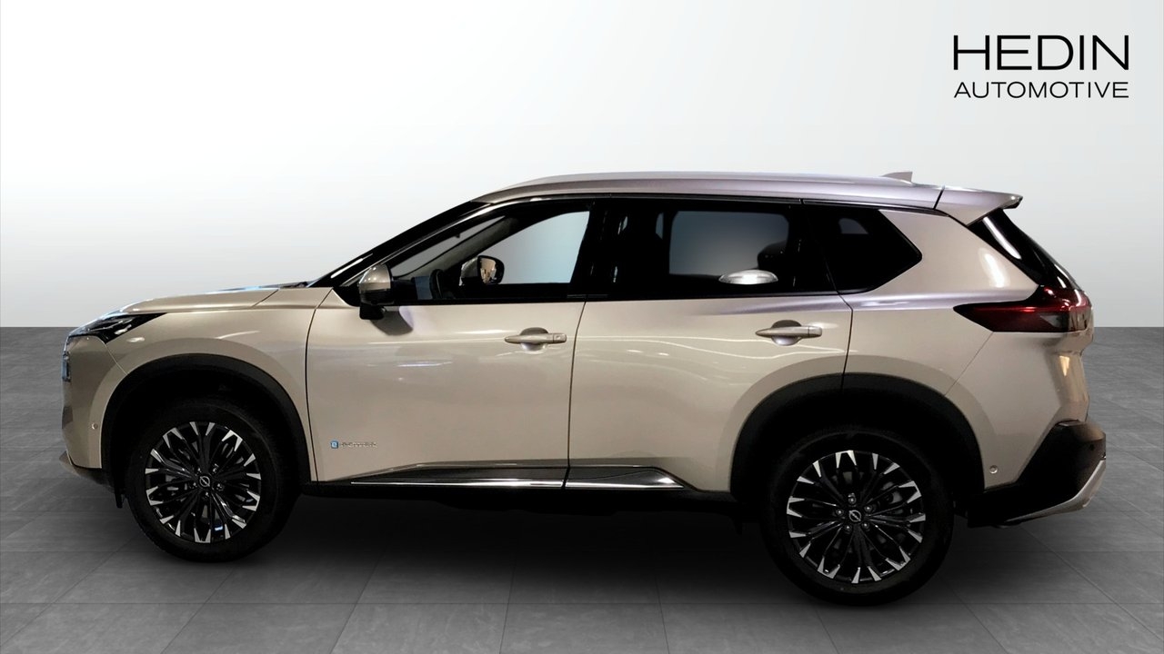 Nissan X-Trail Tekna E4ORCE 2025, bild 6/9