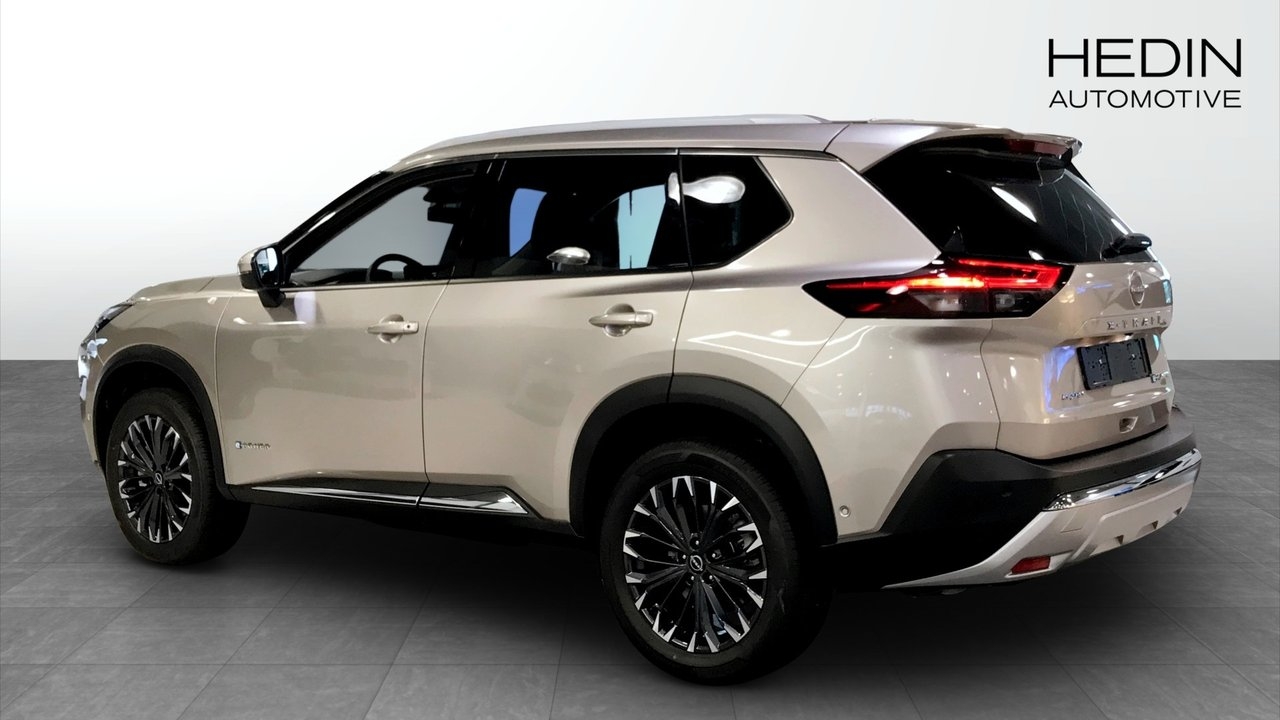 Nissan X-Trail Tekna E4ORCE 2025, bild 2/9