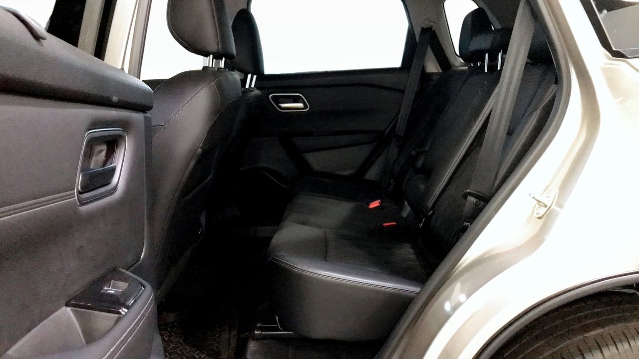 Nissan X-Trail Tekna E4ORCE 2025, bild 5/9