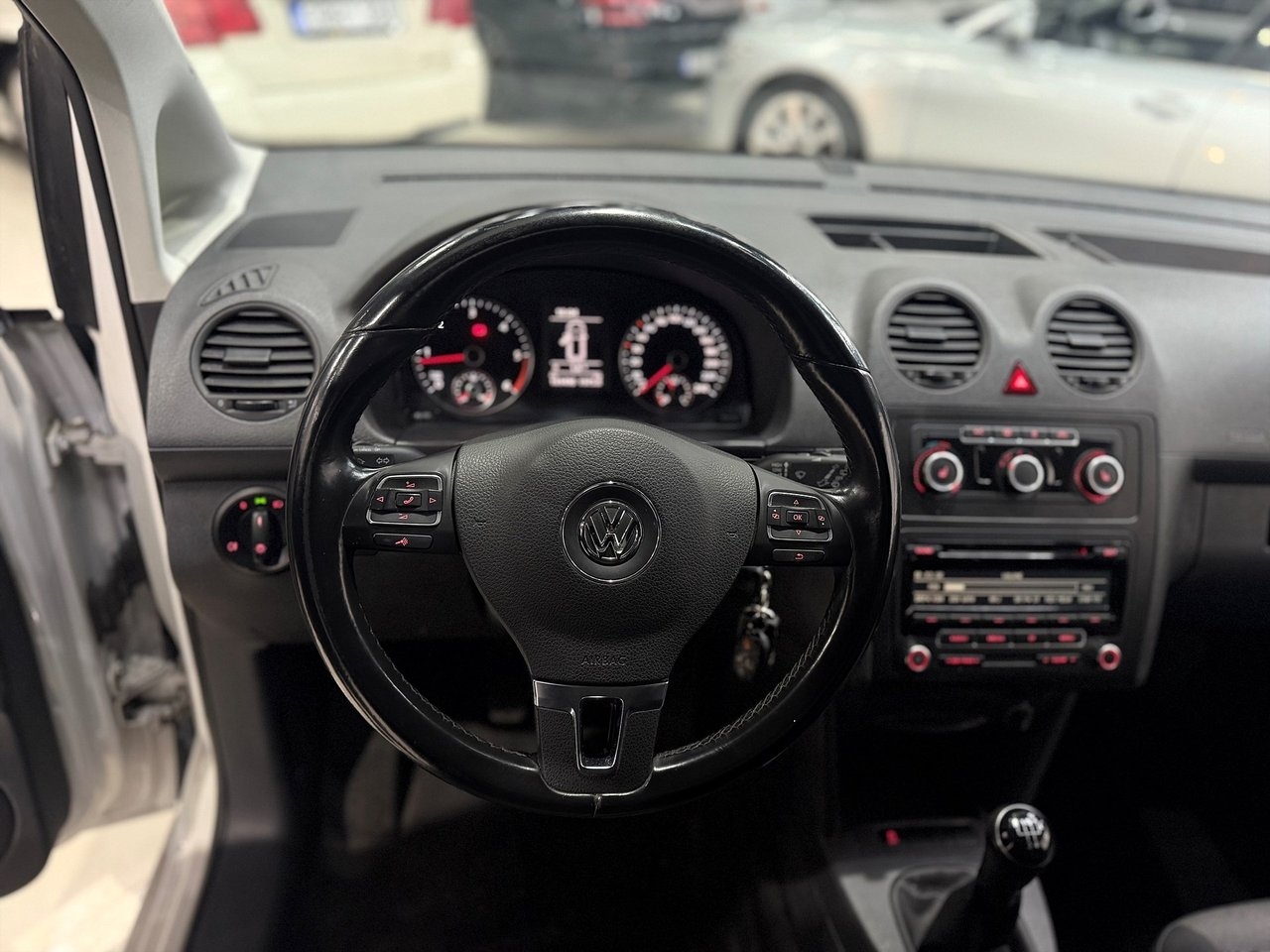 Volkswagen Caddy 2015, bild 7/10