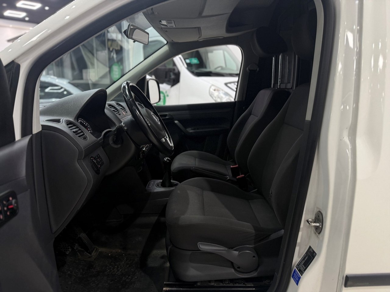 Volkswagen Caddy 2015, bild 5/10